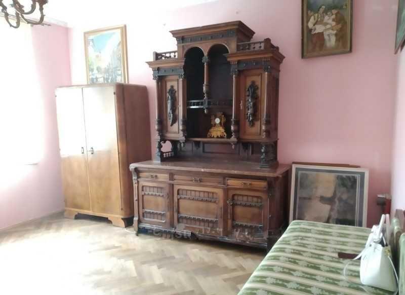 Панаса Мирного , Галицький район