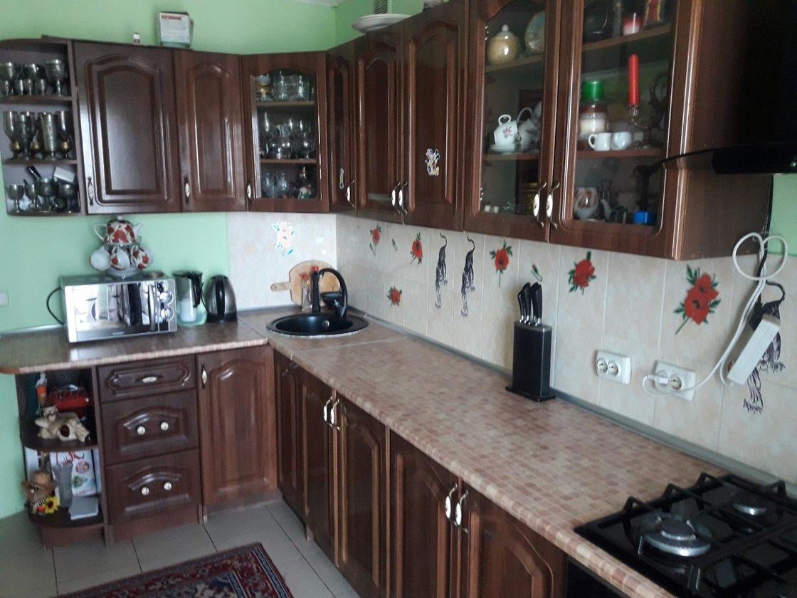 -, Личаківський район