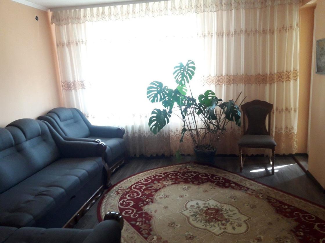 -, Личаківський район