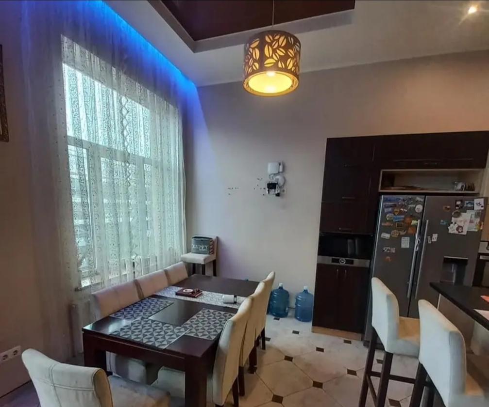 Митрополита Андрея 2, Галицький район
