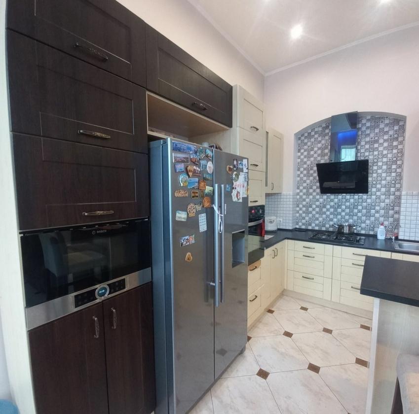 Митрополита Андрея 2, Галицький район