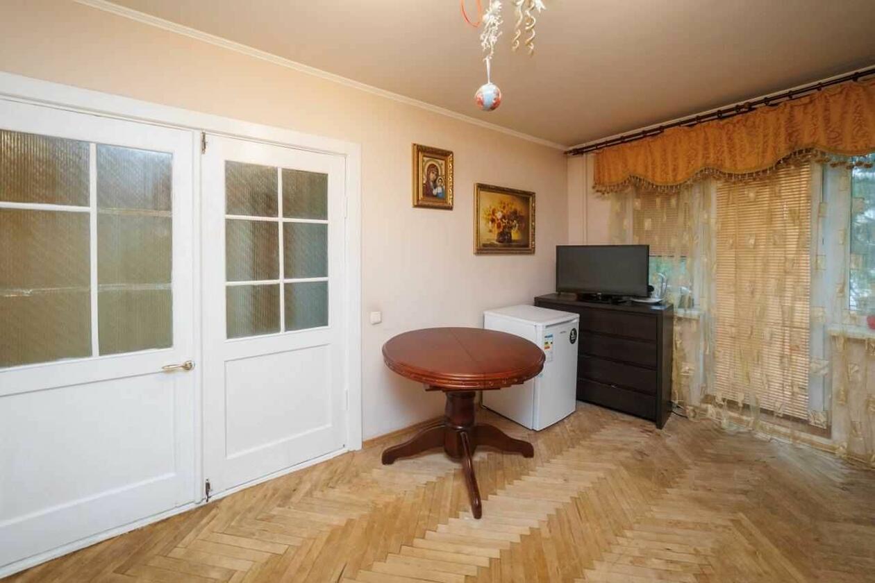 Караджича, Залізничний район