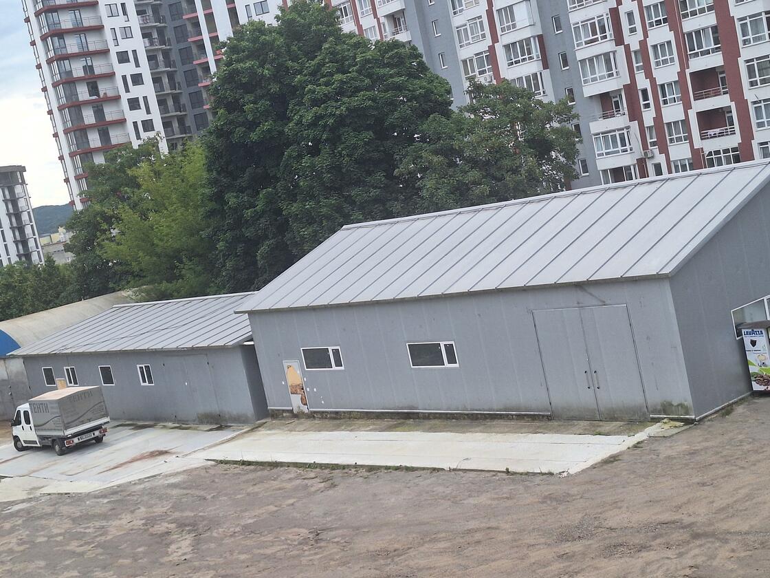 Під Голоском 6, Шевченківський район