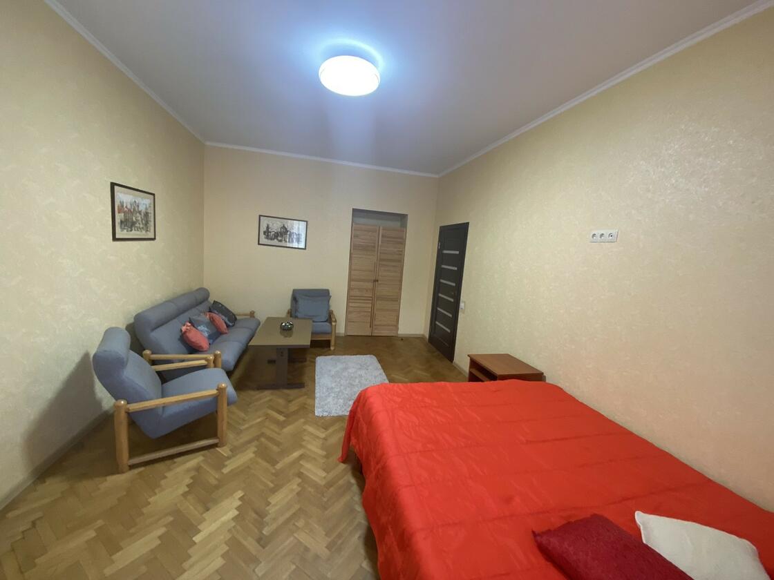 Дорошенка, Галицький район