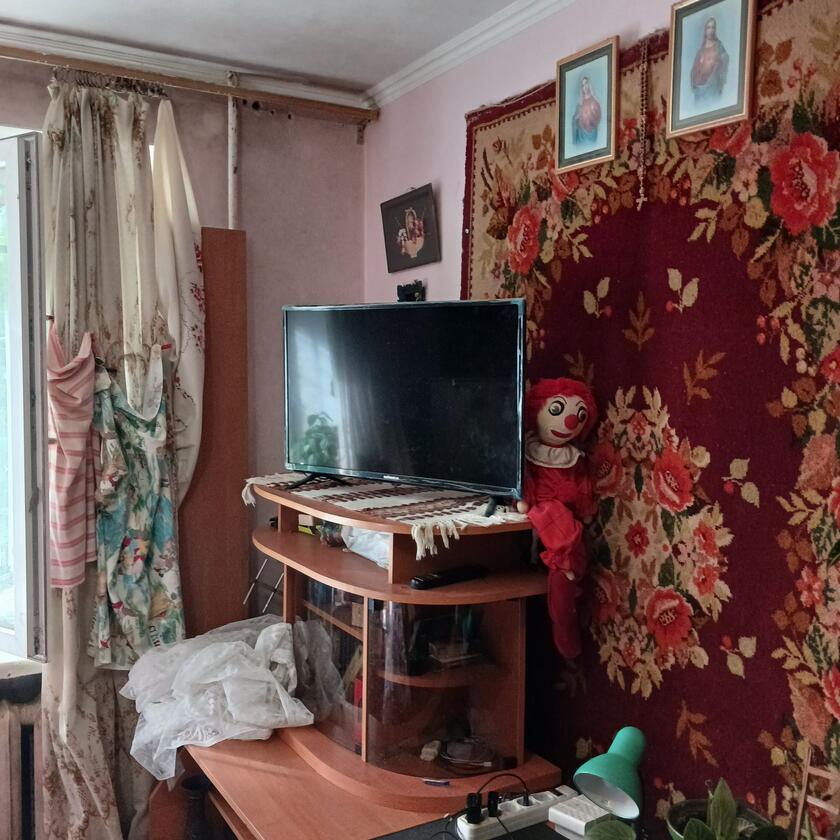 Коновальця, Франківський район