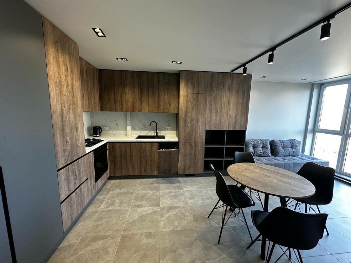 Стрийська 202, Франківський район