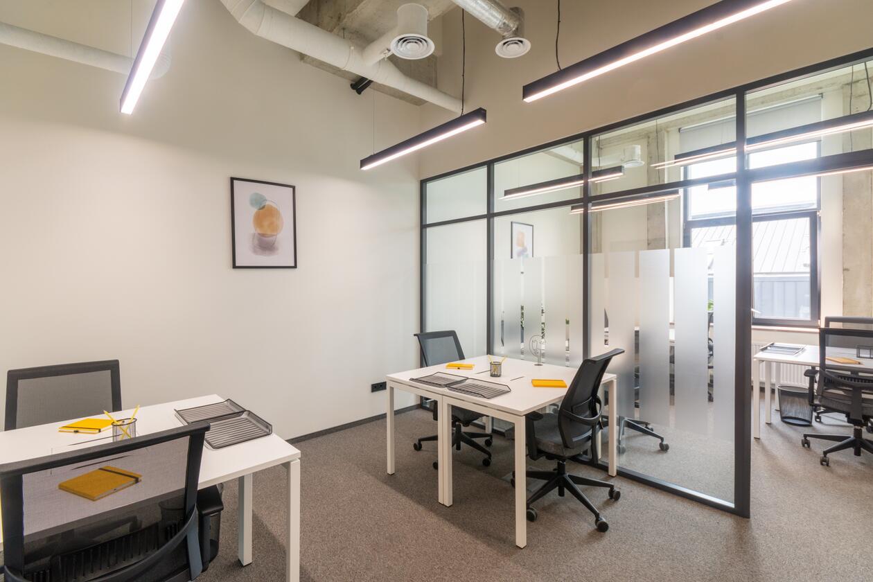 Шевченка 120, Шевченківський район Шевченка 120, Шевченківський район