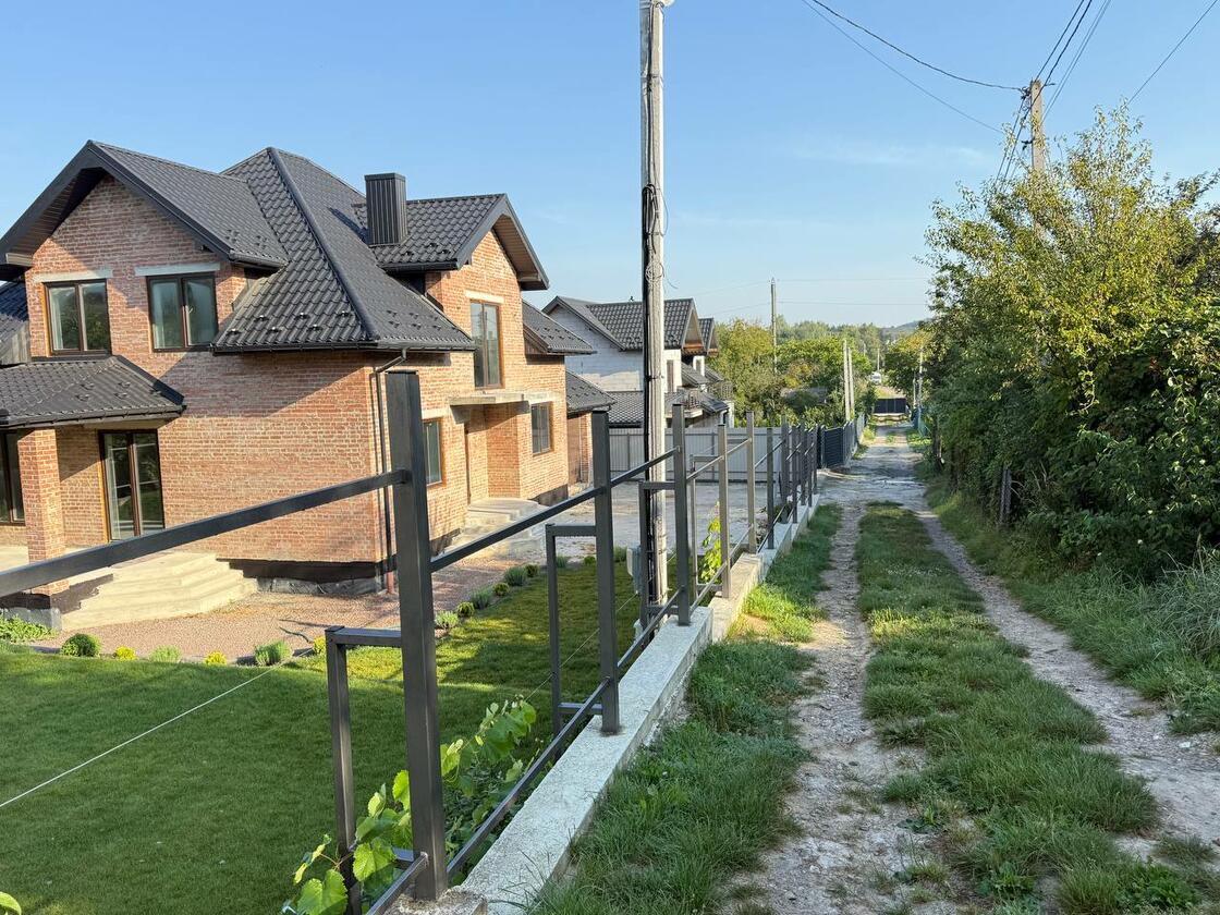 Дж.Леннона, Шевченківський район