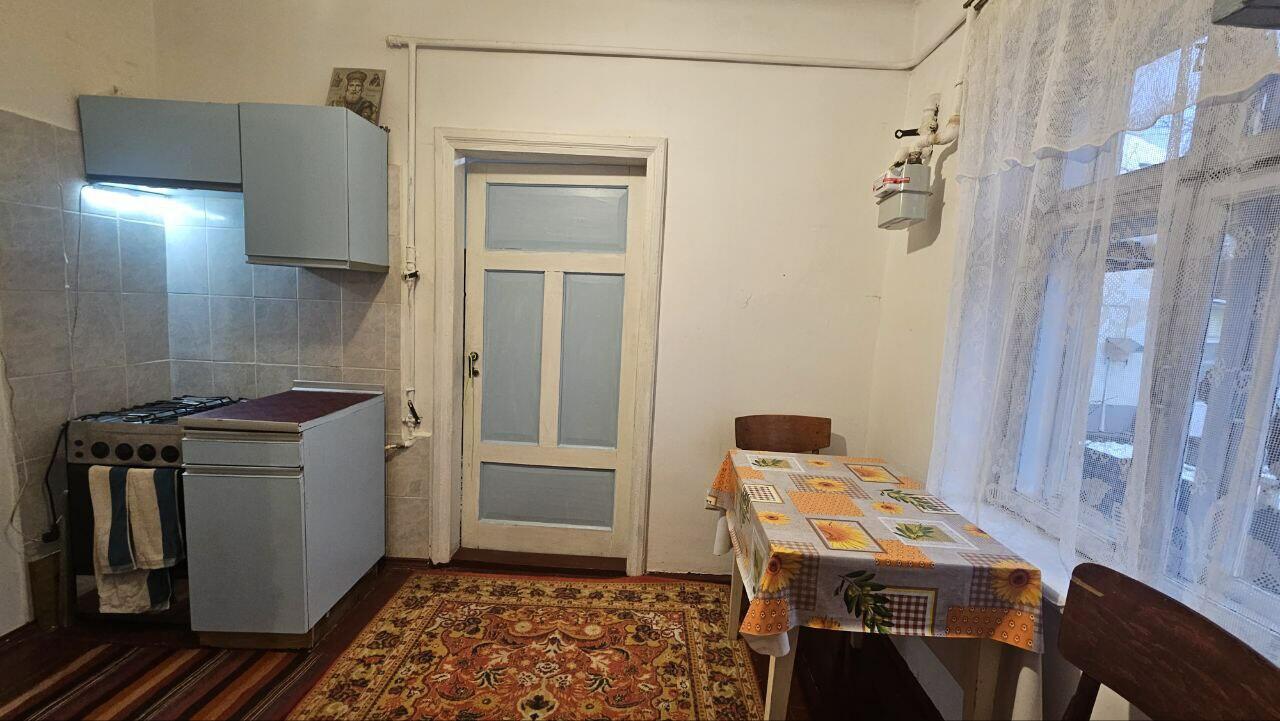 Радість 10, Сихівський район