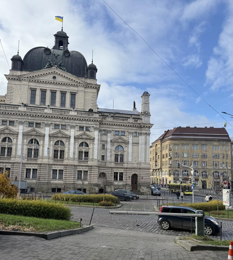 Проспект Свободи 26, Галицький район