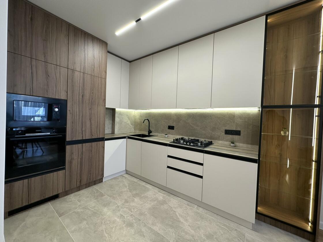 Трильовського 4а, Сихівський район