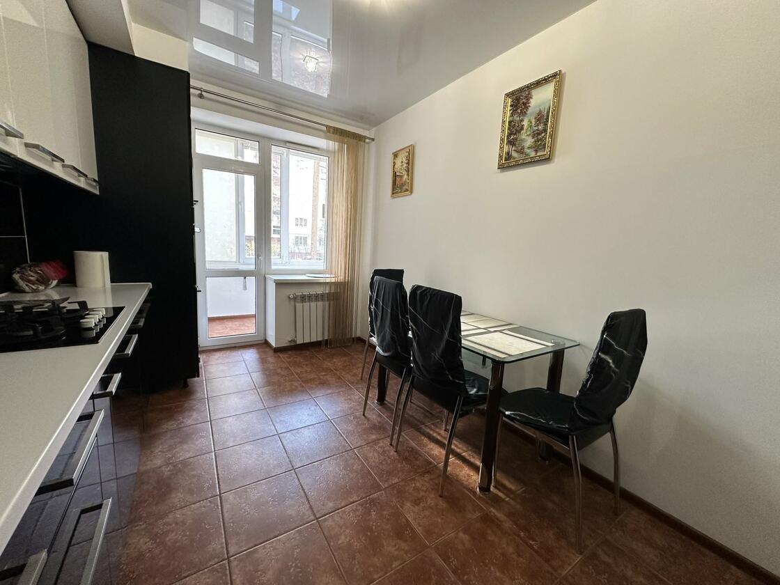 Шевченка 418, Шевченківський район