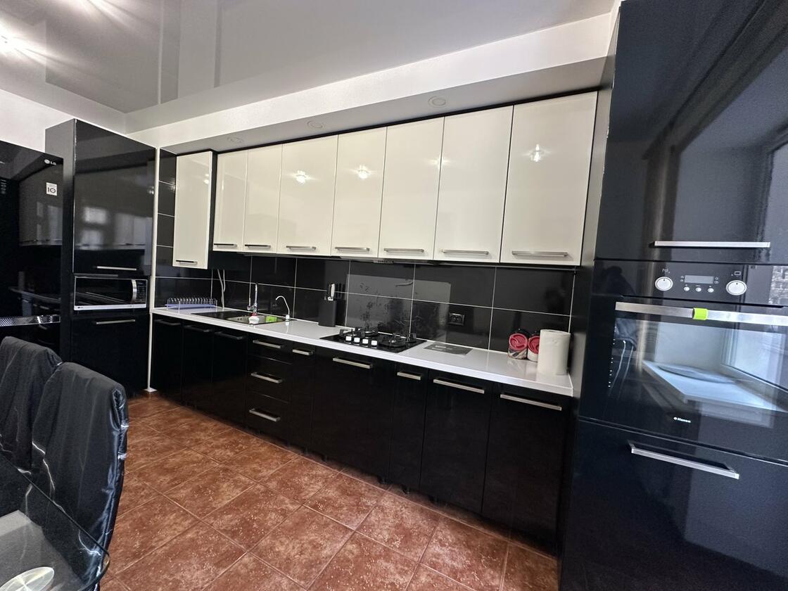 Шевченка 418, Шевченківський район