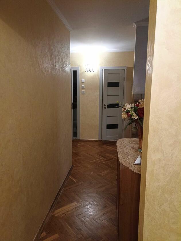 Коломийська, Сихівський район