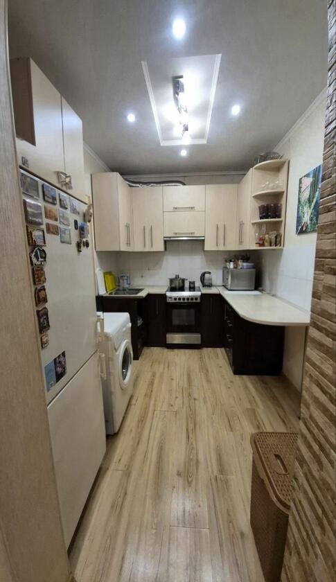 Володимира Великого, Франківський район