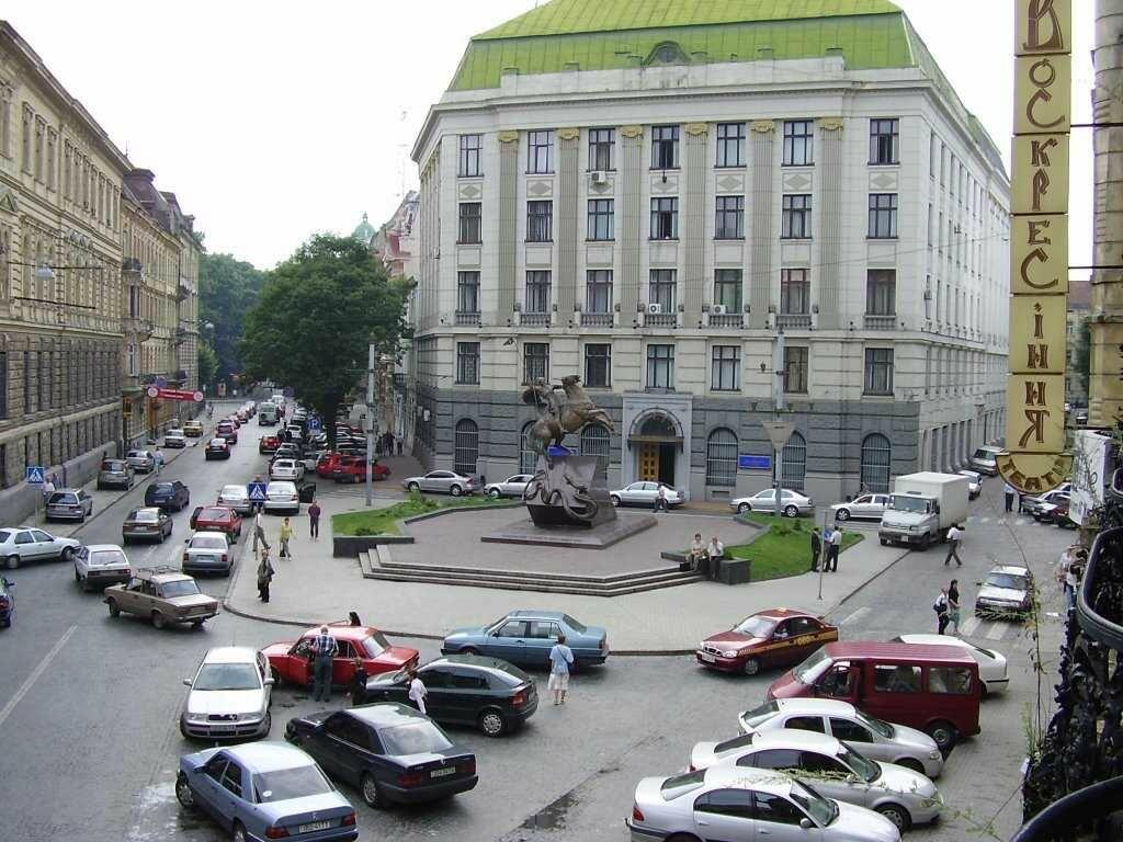 Генерала Григоренка, Галицький район