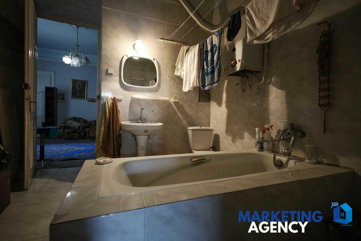 Генерала Григоренка, Галицький район