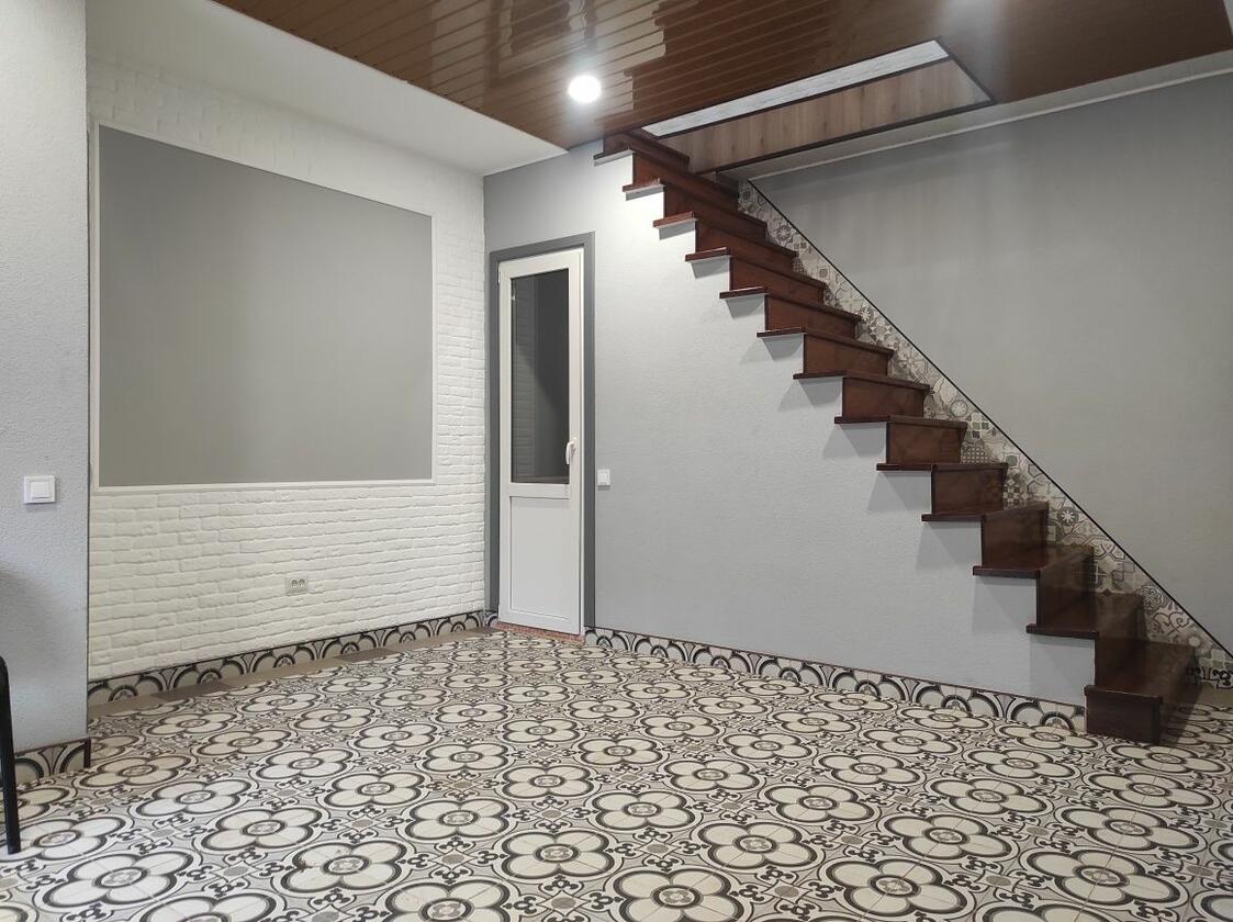 Рудненська, Франківський район