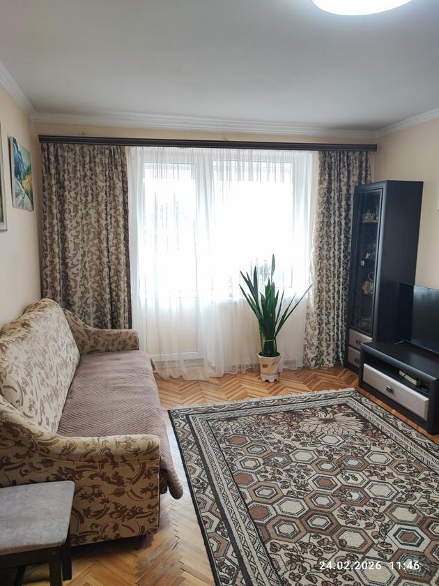 Чупринки 123, Франківський район