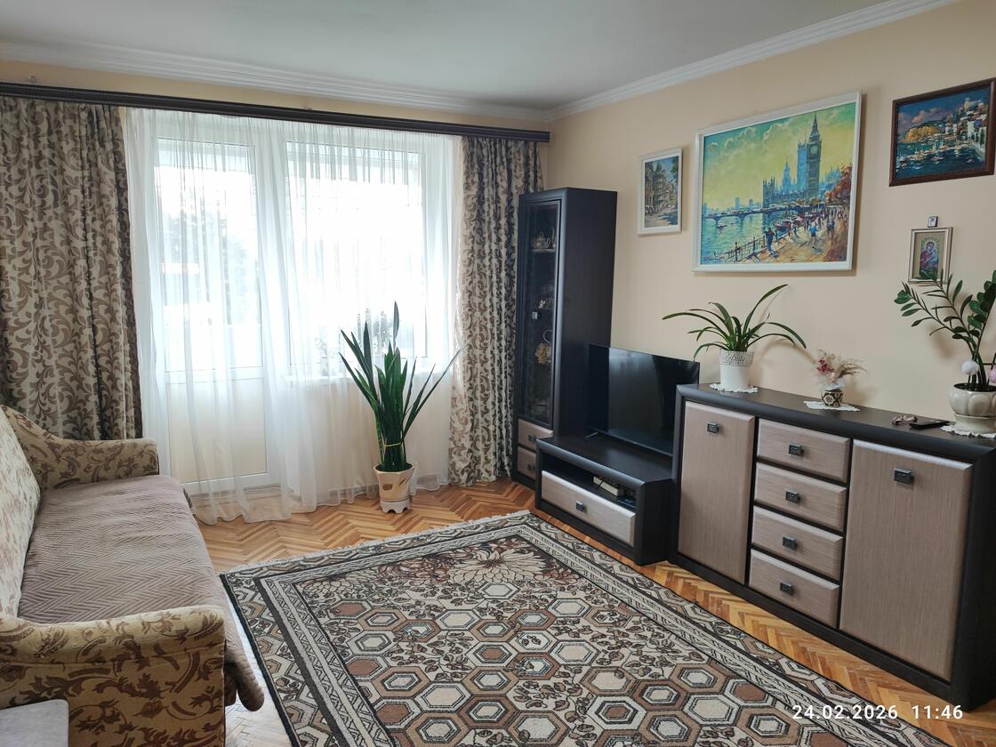 Чупринки 123, Франківський район