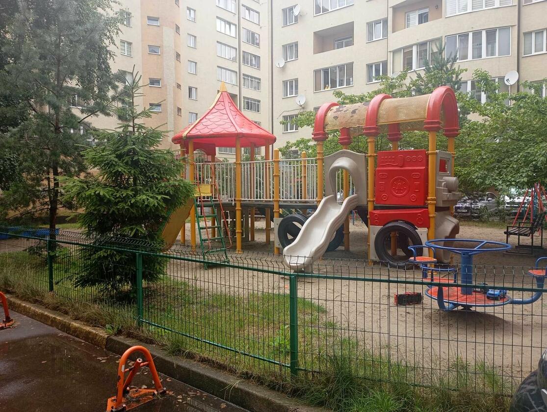 Залізнична, Залізничний район