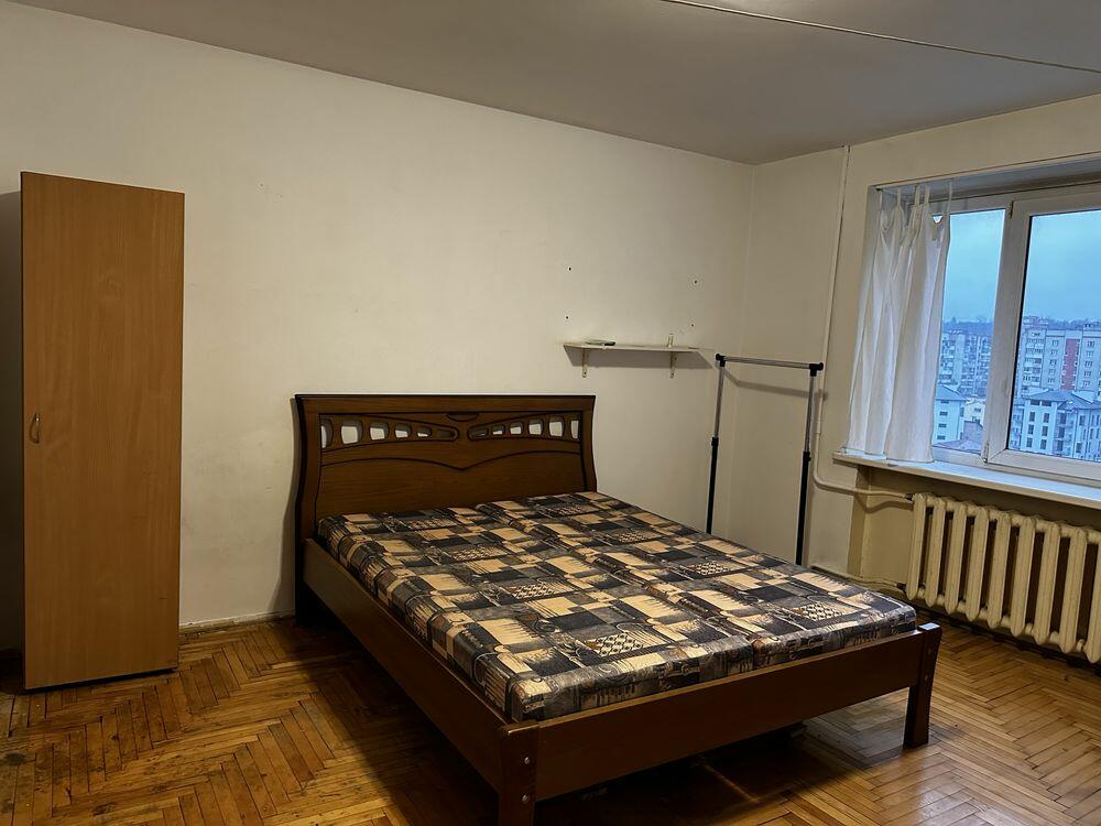 Тичини, Шевченківський район