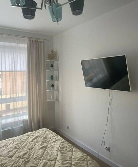 Володимира Великого, Франківський район