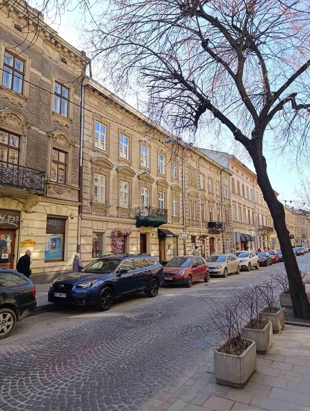 Пекарська 20, Галицький район