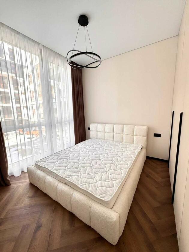 Під Голоском, Шевченківський район