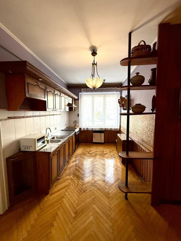 -, Галицький район