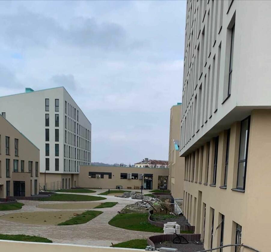 Хмельницького, Личаківський район