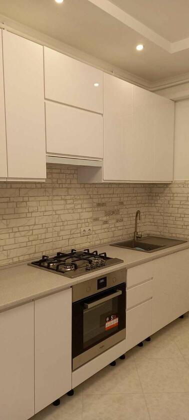 Бережанська, Сихівський район