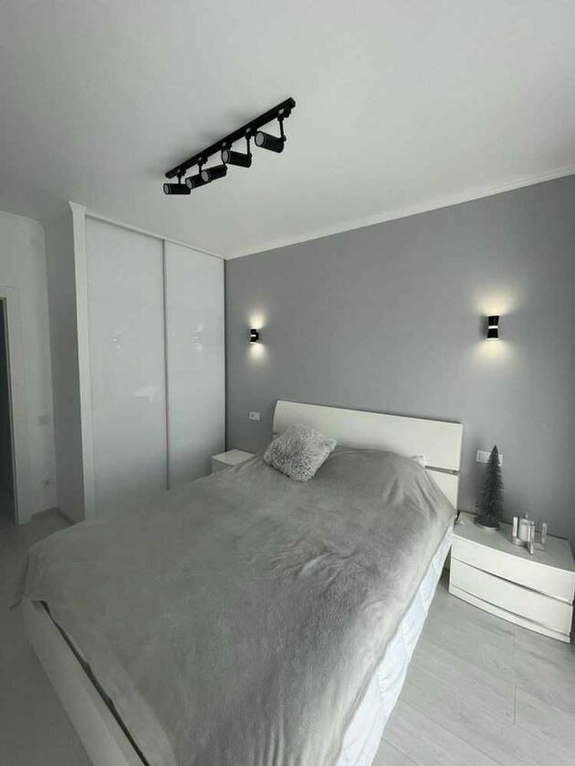 Чорновола, Шевченківський район