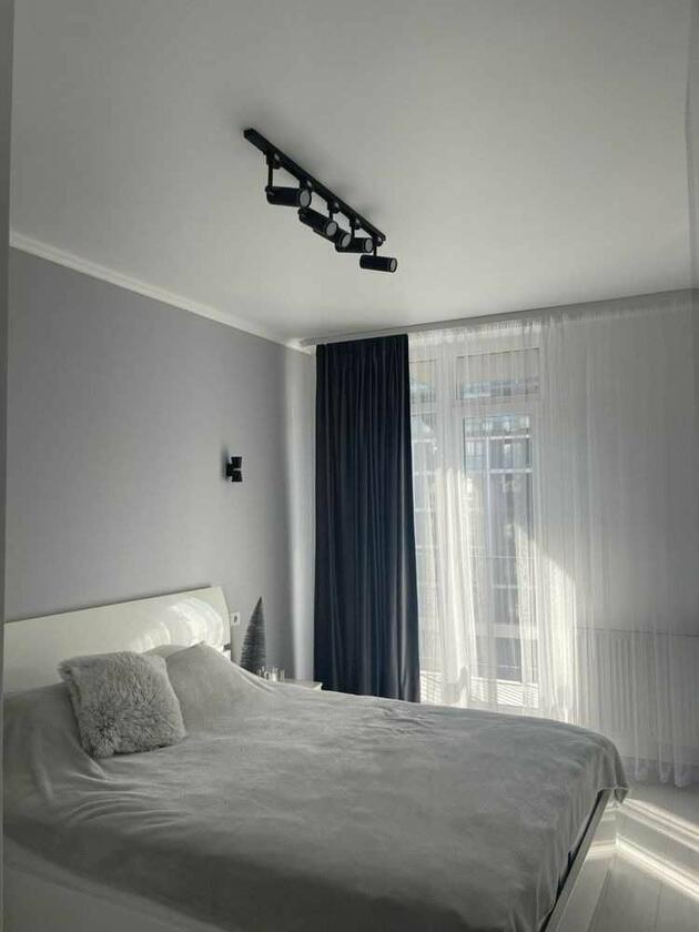 Чорновола, Шевченківський район