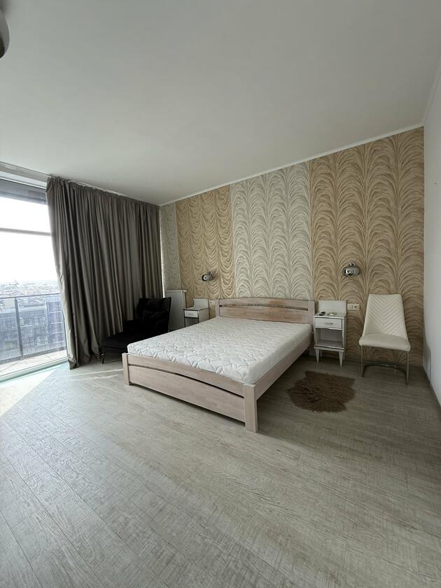 Чорновола, Шевченківський район