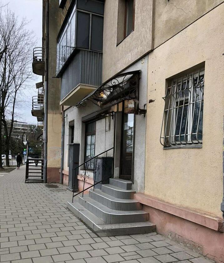 Сахарова, Франківський район