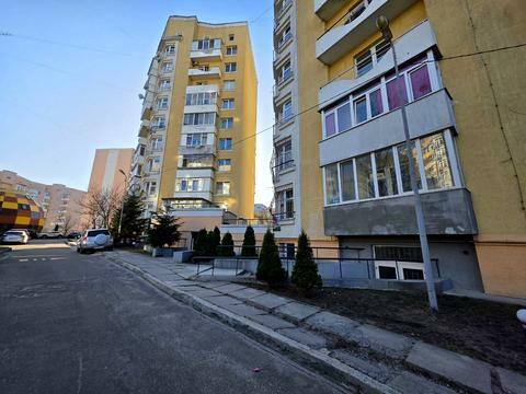 Плугова, Шевченківський район