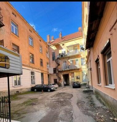 Дорошенка, Галицький район