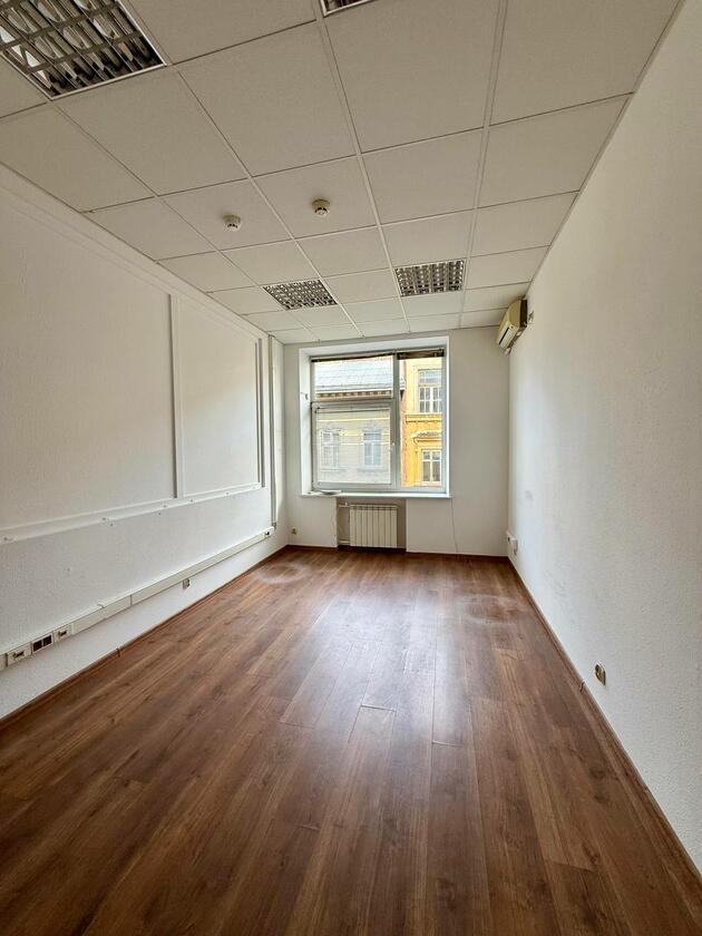 Пекарська 7, Галицький район Пекарська 7, Галицький район