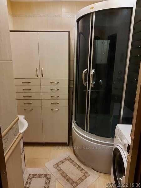 Вернадського, Сихівський район