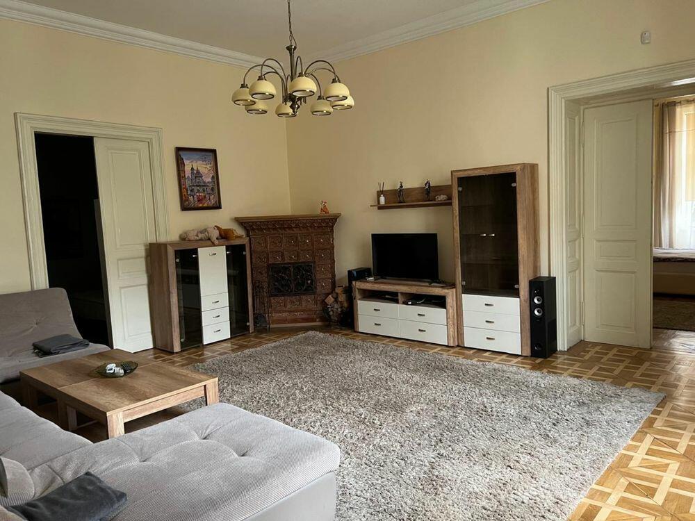 Дорошенка, Галицький район