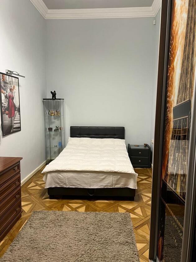 Дорошенка, Галицький район