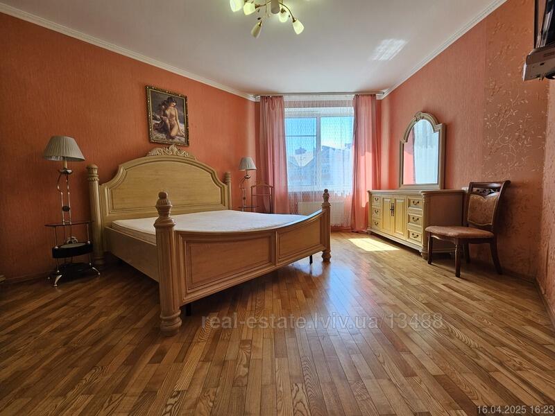 Петлюри, Залізничний район