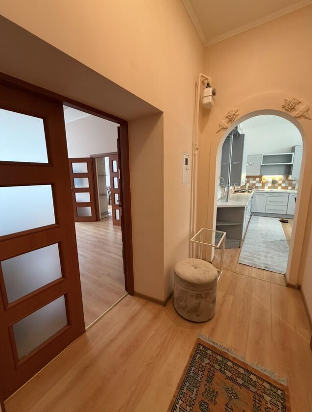 Єфремова , Франківський район