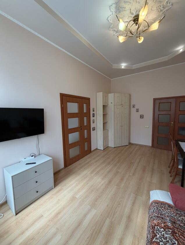 Єфремова , Франківський район