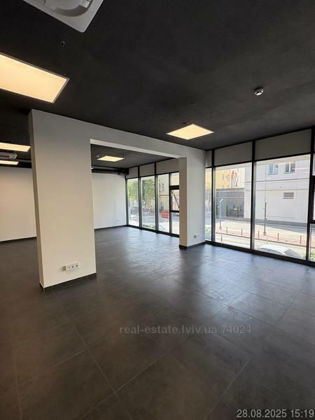 героїв упа, Франківський район