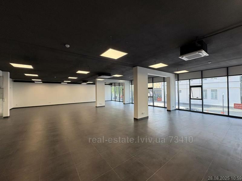 героїв упа, Франківський район