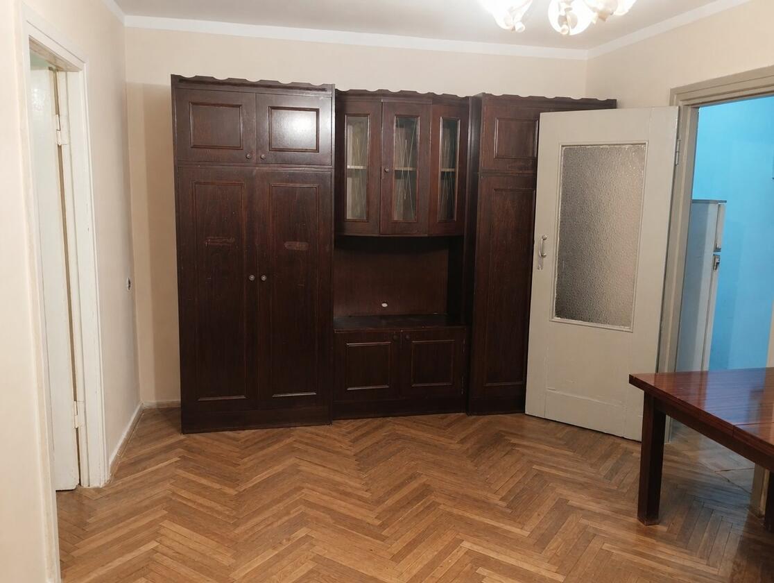 Лазаренка, Франківський район