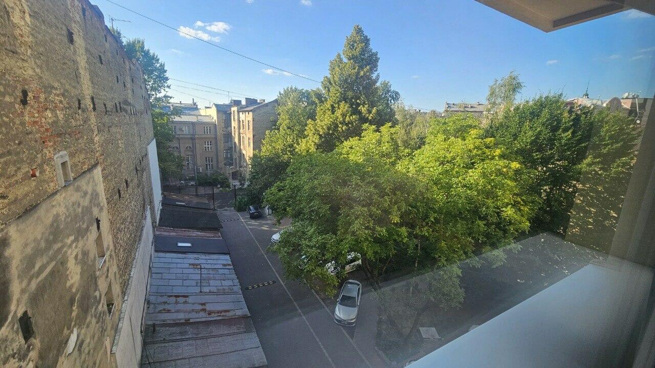 Дорошенка, Галицький район
