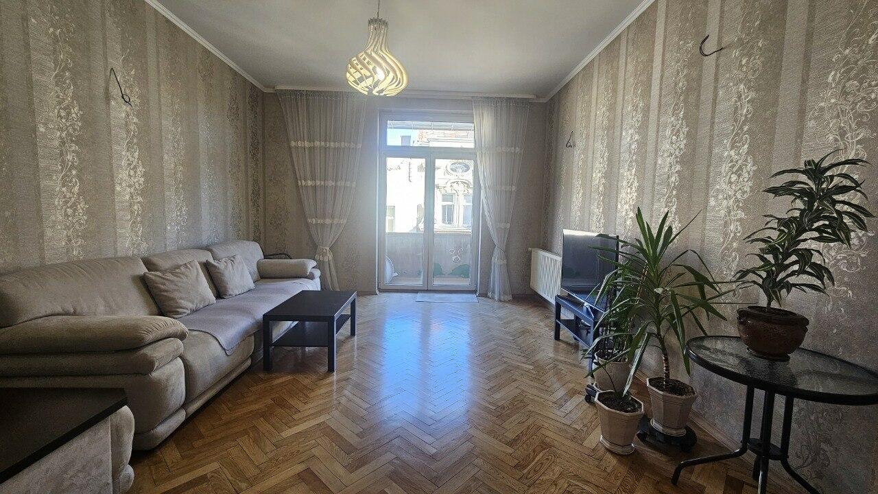 Дорошенка, Галицький район